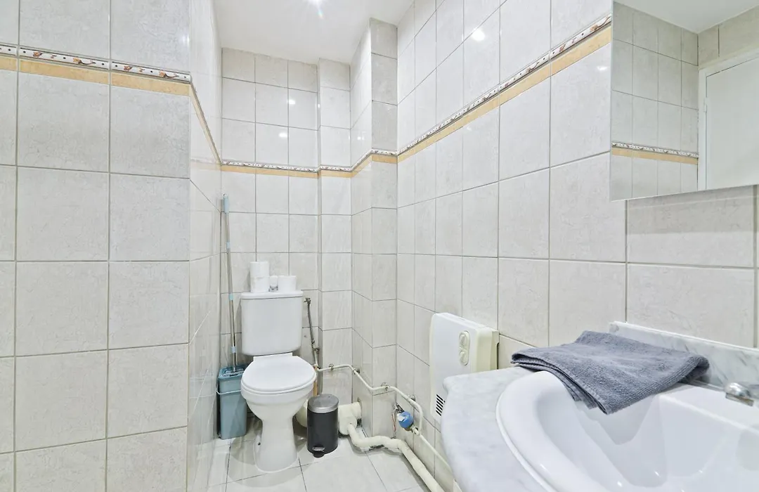 Studio Apartment Quartier Austerlitz Free Netflix-1