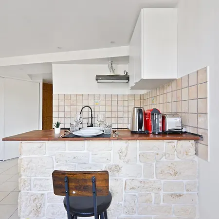 Studio Apartment Quartier Austerlitz Free Netflix-3
